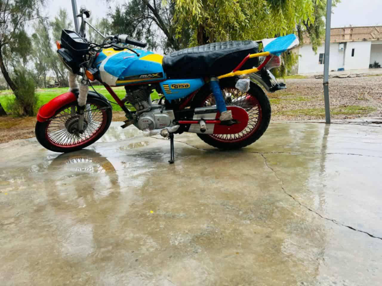 سلام عليكم موطور للبيع=4 گير موديل 2018 شقال أول هندر مجفت جديد ما بي لا صرف ولا بخار كهربائيات شقالة السعر خاص. للأستفسار أكثر أتصل على رقم *********** ملاحضة يرهم مراوس حسب الاتفاقية   
وقت المدرسة لا تخابر.      ...............
