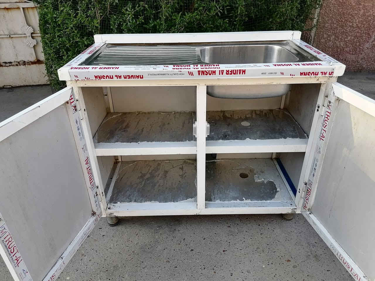 السلام عليكم سنك مستخدم نضيف سعرة ٧٠ العنوان الشعب اكو خدمة توصيل بكروه ***********
