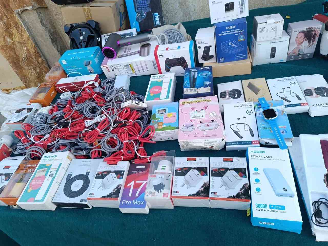 @الجميع أمزون كهربائي سماعات ساعات شسوارات


**إذا كنت صاحب هذا الإعلان وتريد حذفه لأي سبب، رجاءا أرسل رسالة إلى الدعم الفني**