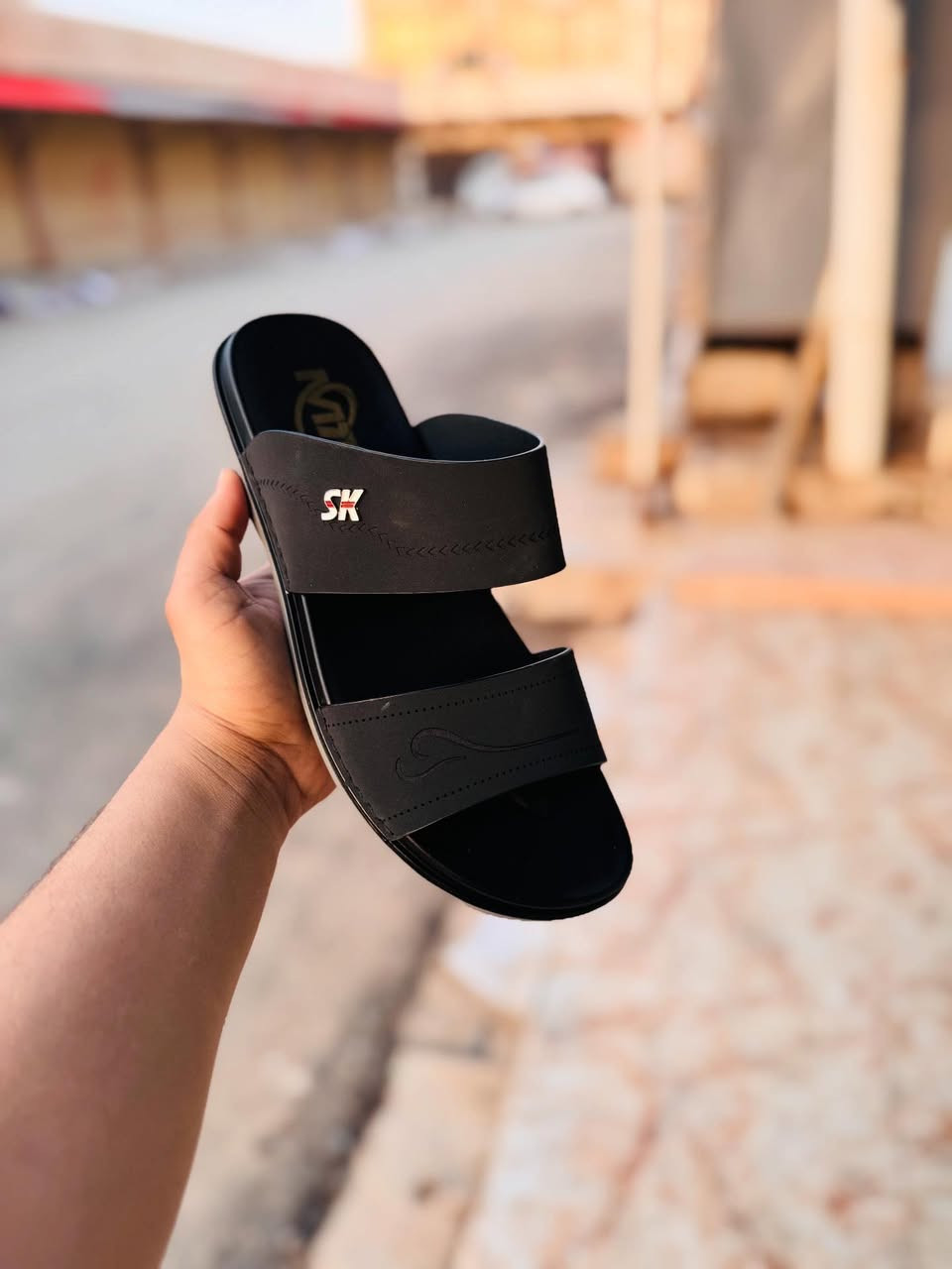 #جديدنا_في_محلات_ابو_زهراء_العبيدي_تكريت 

#شحاطه_رجالي💁😍


**إذا كنت صاحب هذا الإعلان وتريد حذفه لأي سبب، رجاءا أرسل رسالة إلى الدعم الفني**