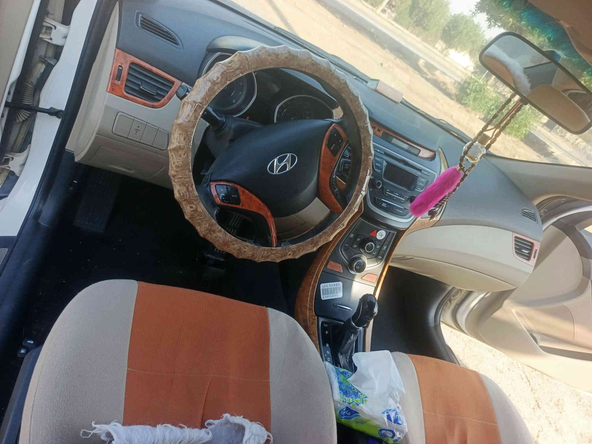 النترا للبيع موديل ١٥ مكفولة  محرك 1800 تبريد قطعتين داخل صاج السعر ١٣٠ وبيه مجال شي قليل على الرقم *********** غير متواجد على الفيس
