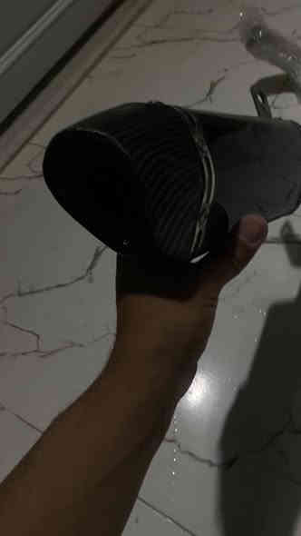 صالنصه سبورت صوت فول شكاكي بيها كاتم وتكدر تشيل الكاتم وهاي مو التجارية ام 25 بالله الأصلية الي امبطنه من جوه ومستخدمه قليل  سعر 35 بيها مجال للتواصل على الرقم ***********
