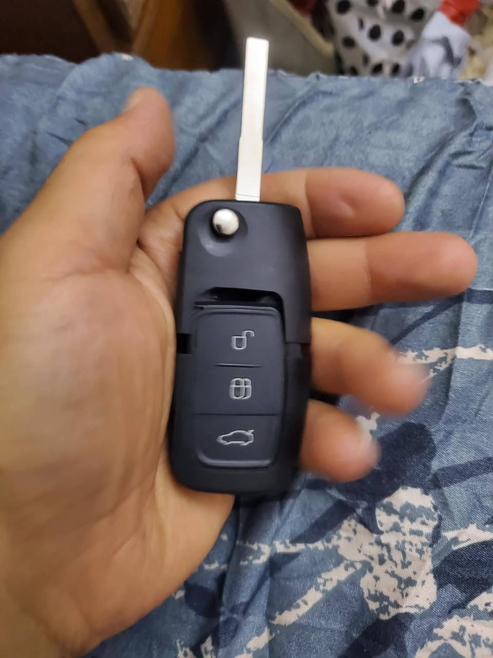 بصمه فورد بهذا الشكل مع الخريطه والفحمه


**إذا كنت صاحب هذا الإعلان وتريد حذفه لأي سبب، رجاءا أرسل رسالة إلى الدعم الفني**
