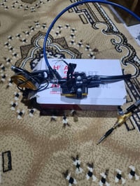 للبيع عنبار الكلج جديد ما مستخدم زوج يدات كامل السعر أربعين 0773322544...