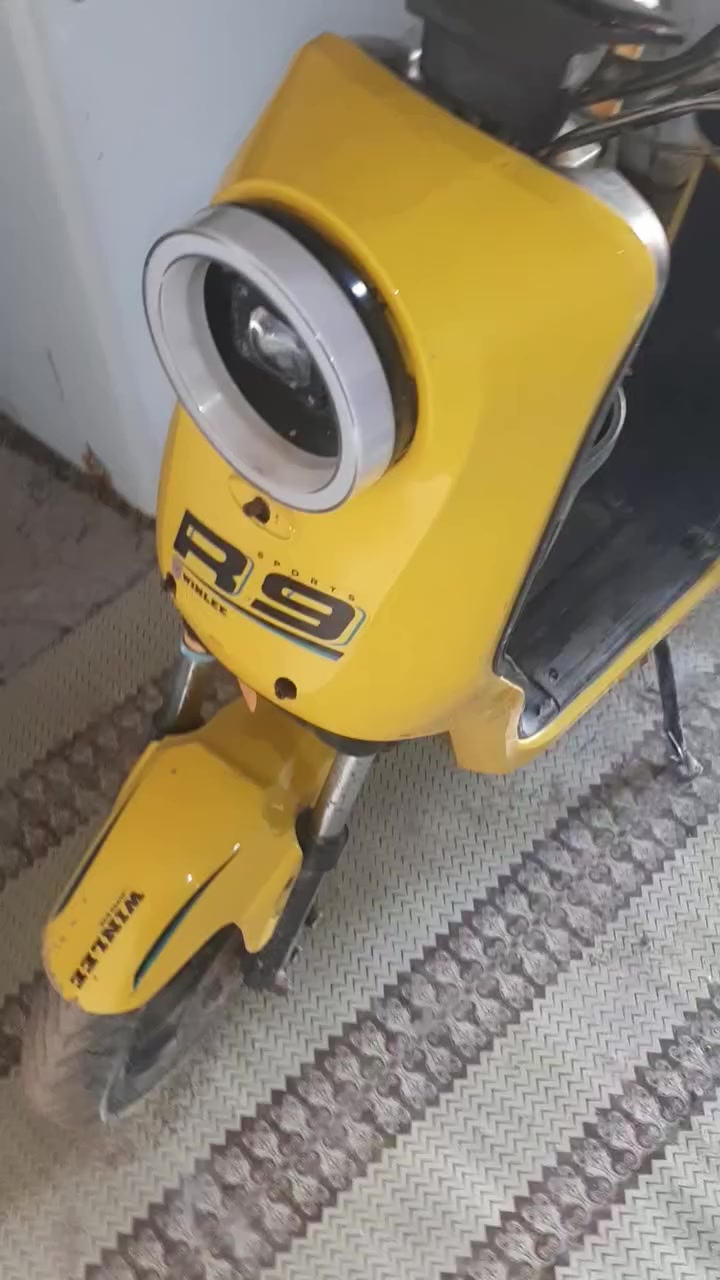 السلام عليكم  دراجه شحن r9.ولي  بلاديه وكلها شغاله السعر 400


**إذا كنت صاحب هذا الإعلان وتريد حذفه لأي سبب، رجاءا أرسل رسالة إلى الدعم الفني**