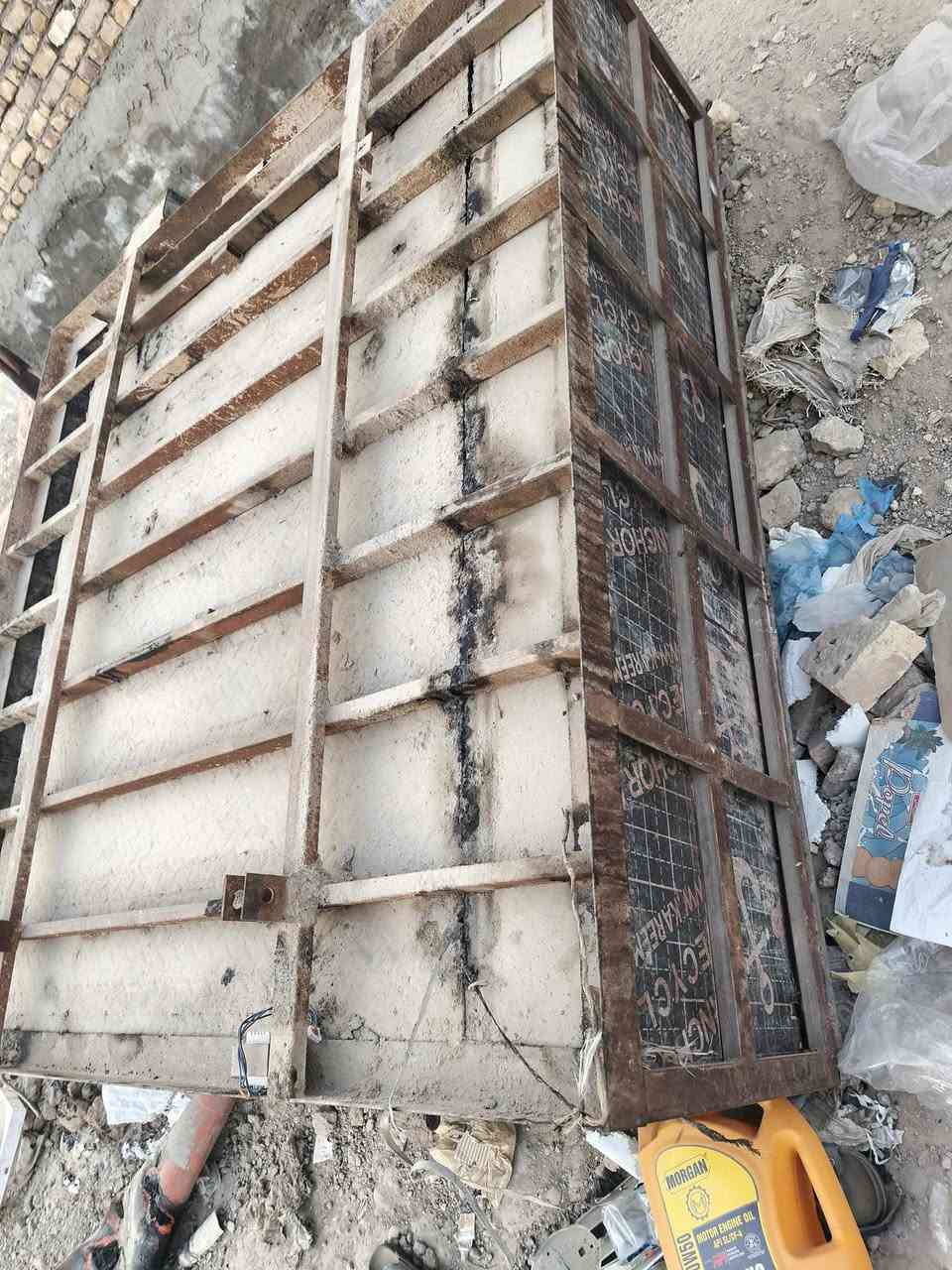 سلام عليكم   بدي لبيع   مكاني حله  سعر عل رقم ***********
