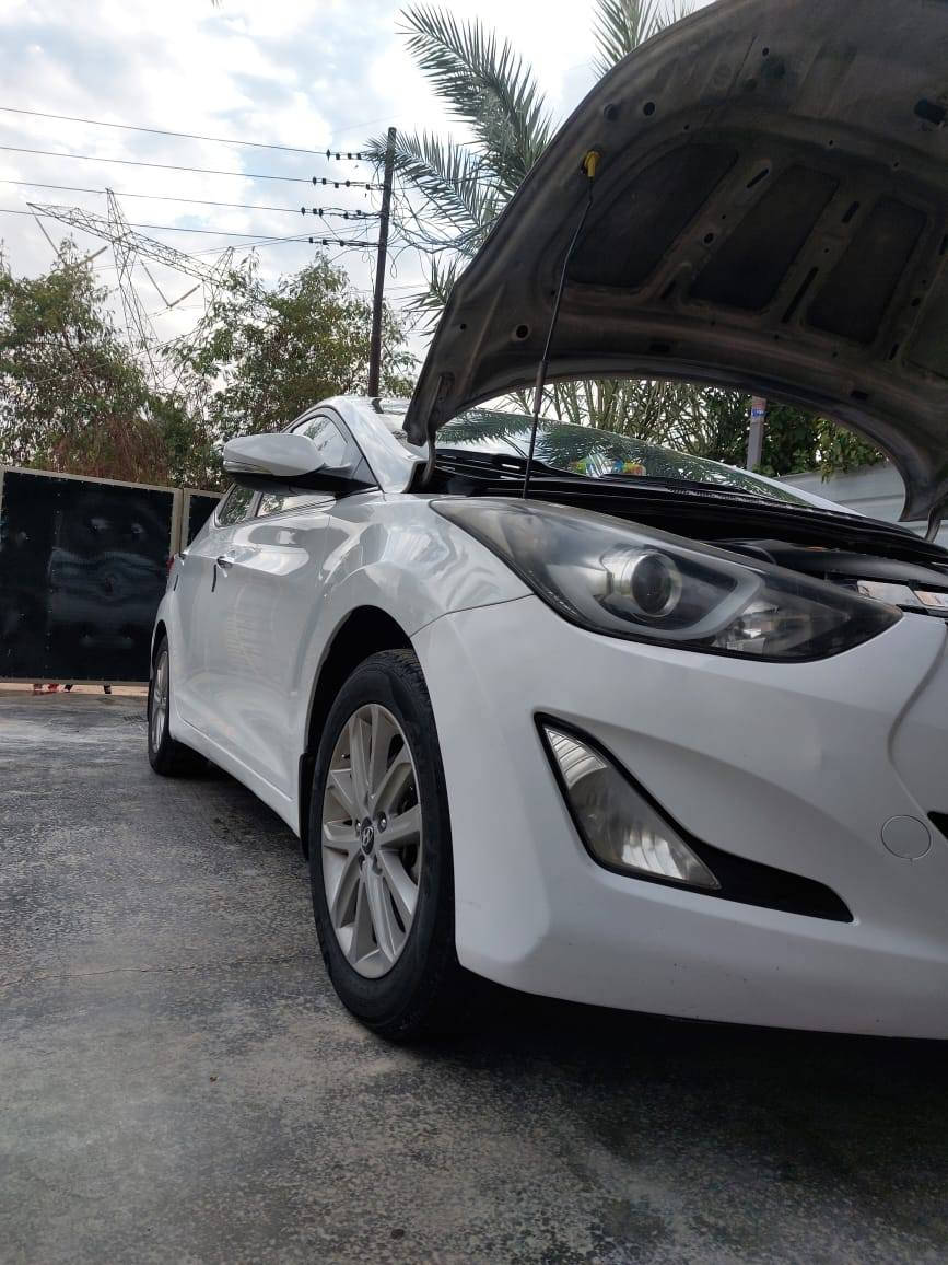 السلام عليكم
سياره الانترا للبيع خليجي
موديل 2015 مواصفات GLS اعلا فئه فول ما عدا البصمه 
سياره جاهزه من كلشي مابيها اي نقص 
رقم بغداد شرط تحويل ثاني يوم 
سياره مكفوله من الضربه مثل ما موضح بالسونار بيها بعض الملاحظات 
السياره سعرها 130 
مكانها بغداد/ ابو غريب / الحمدانية 
رقم الهاتف 
***********
***********
