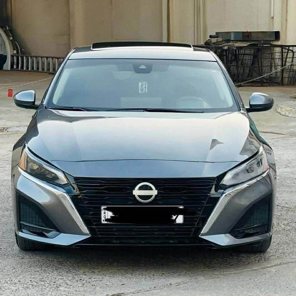 نیسان ئاڵتیما  2023 مواسەفات SV+
 شاشە گەورە صڵاید بەصمە شەغال
 کوشن کارەبا کوشن هیتەر برێک بەصمە
 ناو فۆرمیکا وایەر لێس چارج ڤۆلیۆم سوکان
 ئۆتۆ هۆڵد ڕاداری پێش و دووا
 ئاوێنە و ئۆتۆ ستۆپ دوو دەرگا بەصمە 
کامێرا و حاسە خەتی جادە و ….هتد
تازە رەقەم كرایە 
رەقەم سەنەوی تا2031 نوێیە
ئێرباگ هیچی نەتەقیوە
سەیارەکە پارچەیەک بۆیاغە و پارچەیەک ئەمریکا یە

گێر و مەکیەنەی بەشەرت 
هیچ کێشەیەکی تێدا نییە 

ژمارەی خاوەنەکەی 
*********** واتساب  جهئ سياري ئاكري دهوك, العراق
