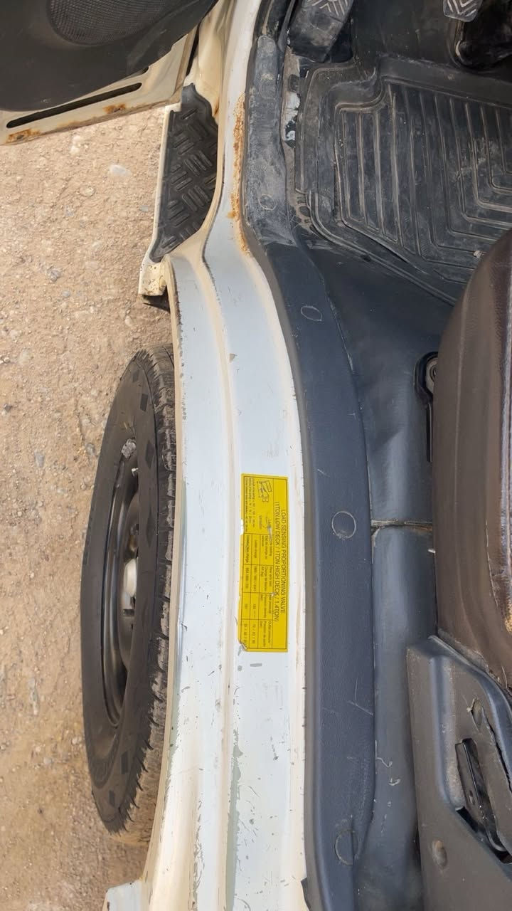 يوجد كية حمل نظيفة رقم بابل نظيفة بلادية مكفولة كير اكسل محرك رقم شاصى موديل 16 تلفون *********** مكان بغداد
