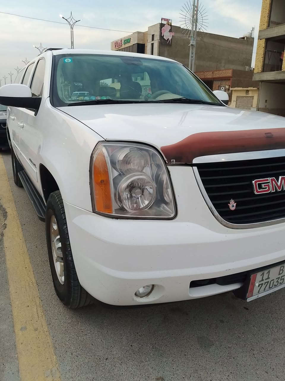 ياالله السلام عليكم 
جمسي يوكن فحل موديل 2009
گير مكينه حداديه خير من الله 
تخم تاير جديد
بيه منضومة غاز 80لتر
السياره كفاله بدون حادث 
باقي التفاصيل خاص
السعر210وبيه مجال 
اتصال ***********
