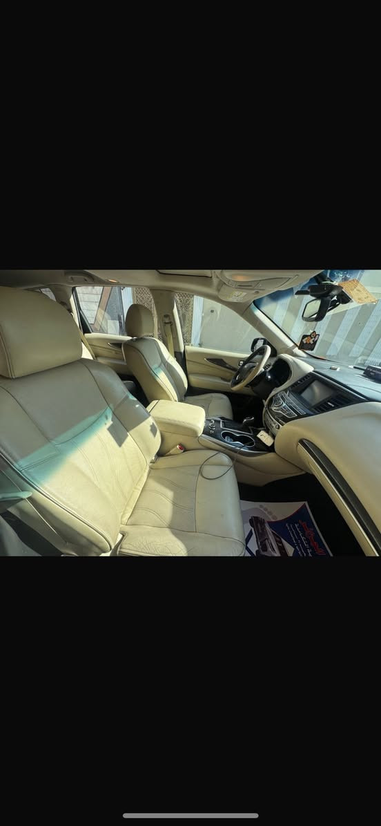 انفنتي QX60 مديل 2017ماشيه 43 الف بدي مكفول تقرير غرق السياره جديده بأسمي رقم بصره فتحه سقف باب كهربأي بصمه جلد  للاستفسار  ***********
