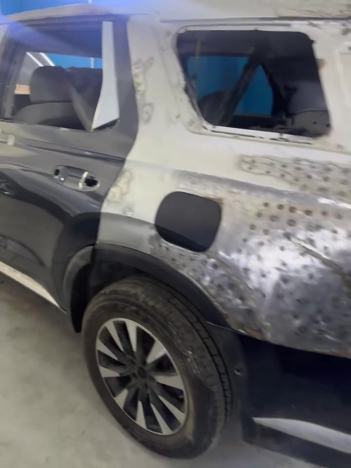 السلام عليكم 
بعض اعمالنا في المركز 
كل مايخص kia  & Hyundai 
برمجه 
كهربائيات 
ميكانيك 
رادار 

الفديو يوضح تفاصيل العمل 
للاستفسار الاتصال *********** 
العنوان كراده ساحة التحريات 
اخوكم استاذ علي 🌺🌺

ملاحظه / بخصوص تجفيت المحركات والتبديل موجود
