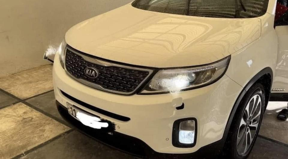 ج
السلام عليكم بيع فقط ونقدا اعتذر عن مراوس 
كيا سورنتو جديده جدا جدا نضيفه ومكفوله بدون صبغ وبدون بارد ولا حادث ولا تبديل حتى دعاميات بلاديه ما بيهن صبغ ماشيه سياره ٤٩ الف فقط
سياره جديده جدا ماشاء الله تبارك الرحمن 
بسمي بغداد مثل ما موضح الرقم بلصور 
فول ١/١ فور ويل دفع رباعي سته سلندر ٣.٥ سبعه راكب ٣ قطع تبريد بصمه تشغيل ***********
زراك لايت لدات زنون اناره ترحيب 
فول الفول ملاحضه مهمه سياره اني ماخذها زيرو من شركه القلم بوقتها اخذتها زيرو ٢٠١٥ وبقت ع ايدي محافظ عليها مكاني بغداد سعرها اتصل وتدلل او علق بتم يصلك سعر مباشر 

‭٠٧٧٨ ٣٤٧ ٨٧٤٤‬
