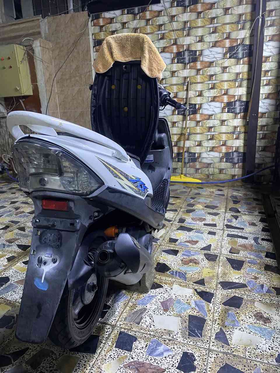 السلام عليكم دراجه ماكس عدله للبيع دراجه خير من الله شلعه ومعدل (ماشالله) الدراجه شوفت عينكم كامله مابيهه ايي نقص بيهه فقط ملاحضات صغيره للتواصل***********ممتواجد فيس متواجد واتساب وشريحه
