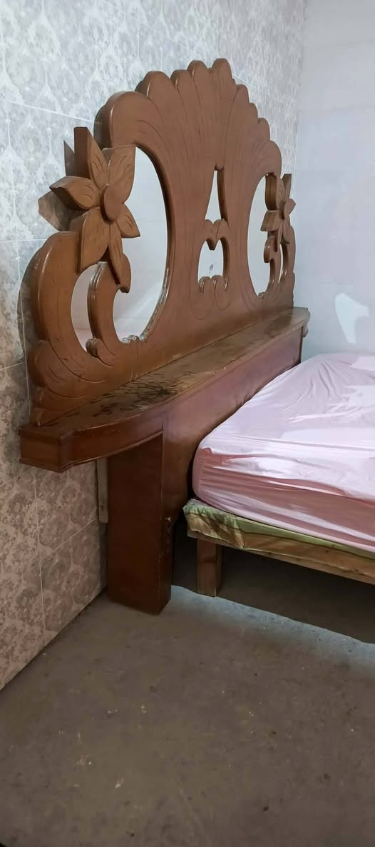 غرفه اخشاب تزكام بيها بعض الملاحظات التواصل ع الخاص السعر 400


**إذا كنت صاحب هذا الإعلان وتريد حذفه لأي سبب، رجاءا أرسل رسالة إلى الدعم الفني**