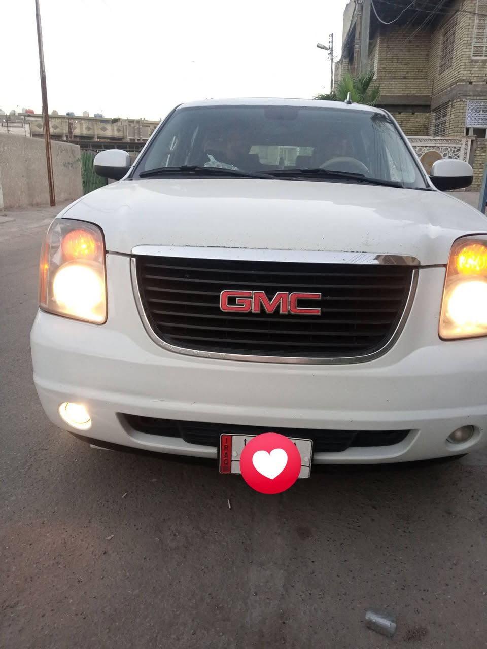 GMC موديل 2011 للبيع
السياره كفاله عامه اي قطعه صبغ مابيها  داخل عسلي وتحويل ثاني يوم مشروع وطني خط السياره موصل بغداد ولشراي يتصل ***********
