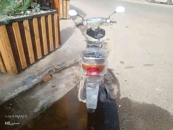 سلام عليكم عندي دراجه عصفوريه دراجه رمبا استلام شركه والله صارلي شهر من ماخذه اعتازيت واريد ابيعه منيفيس أوراقه كله كامله دراجه تجي تشوفه تفحص كله جديد برغي نقص مابيه عنواني بغداد الشعب حي سومر شارع المدارس رقمي ***********ابو حسنين الكعبي السعر 250وبيه مجال قليل حك الجيه
