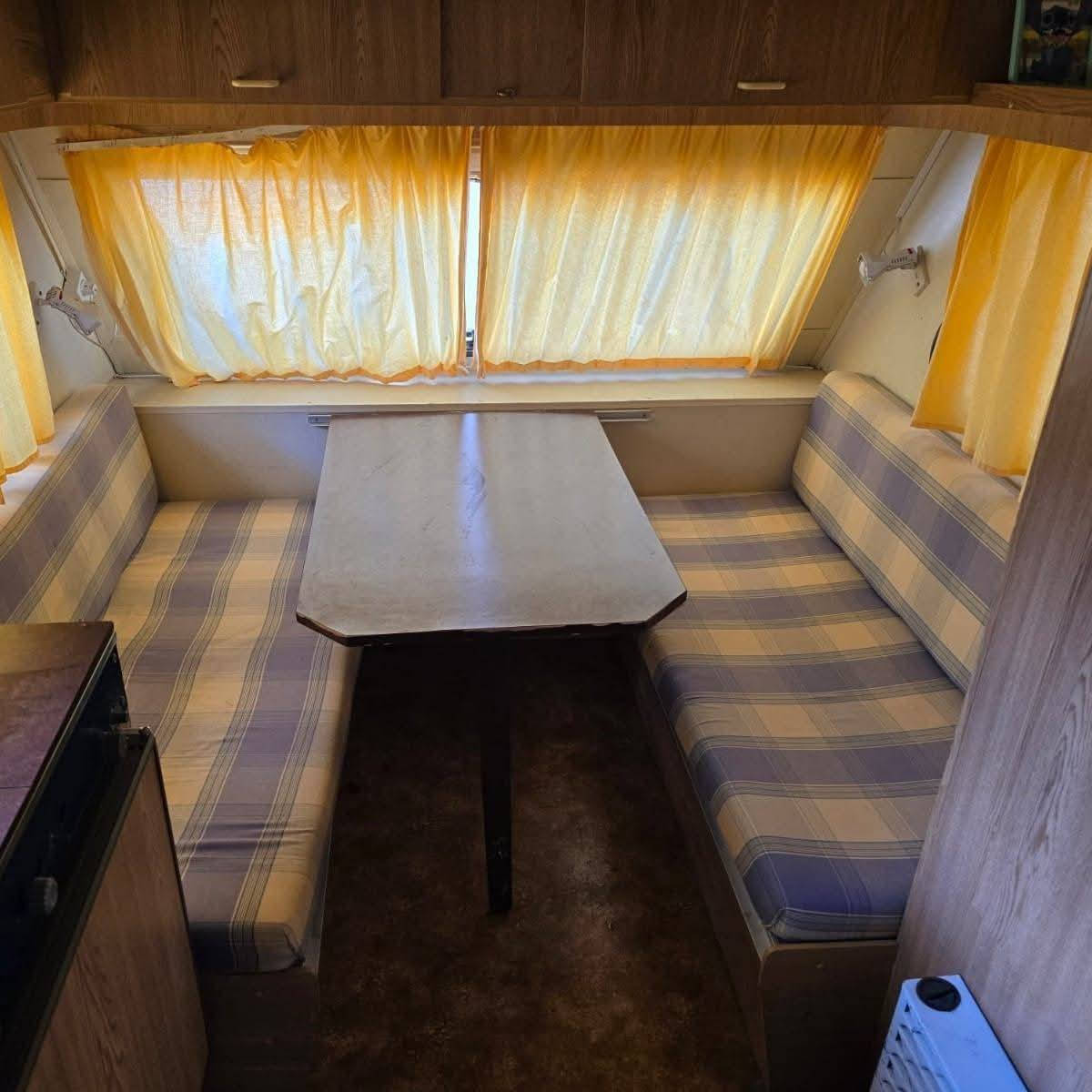 کەرەڤانەی ئەوروپی بۆ فرۆشتن 
جێگەی خەوتن
تەباخ
سیستەمی گەرمی
کەوانتەر و کەنتۆر 
زۆر جوان و تازەیە 

سـعـر : لە کۆمێنت داوابکە ڕاستەوخۆ بۆت دێت 📥 

هیچ کێشەیەکی تێدا نییە 

ژمارەی مۆبایل
***********
