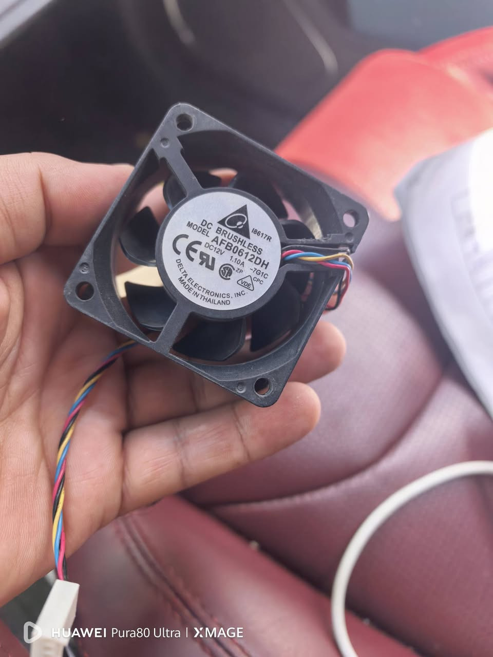 جهاز فحص الصبغ مستخدم  للبيع سعره ٣٢٥الف دينار
مروحية الجهاز  فحص الصبغ للبيع  ٥٥ الف دينار
عندنا توصيل لجميع محافظات العراق
*********** واتس اب
