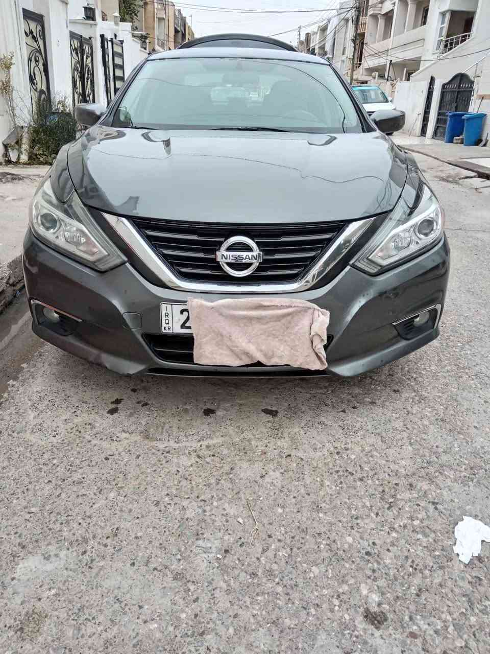 نيسان التيما موديل 2017 (s(Fr
المواصفات 
كشنات كهرباء 
جام اوتو
رادار 
تحديد سرعه 
شاشة معلومات 
اوتو ستارت ستوب
السياره نظيفه ومال جناي 

طابه للعراق كلين مسويه حادث بلعراق جاملغ امامي 
وباب سايق مبدلات ومصبوغات للعلم البلاديات مالتهن 
موجودات بلصور 

رقم اربيل تحويل وكاله ثاني يوم باسمك 

السعر ١٢٥ وبي مجال
*********** 
***********
