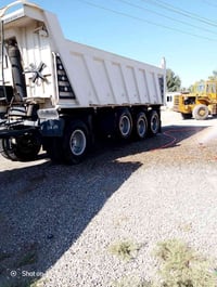 مقطوره للبيع موديل ٢٠٢٣ أطول ٧٣٥. جك نساف. مقطوره جاهزه للشغل للاستفسا...