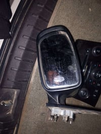 نجف • زوج مرايات • شاشة اوباما