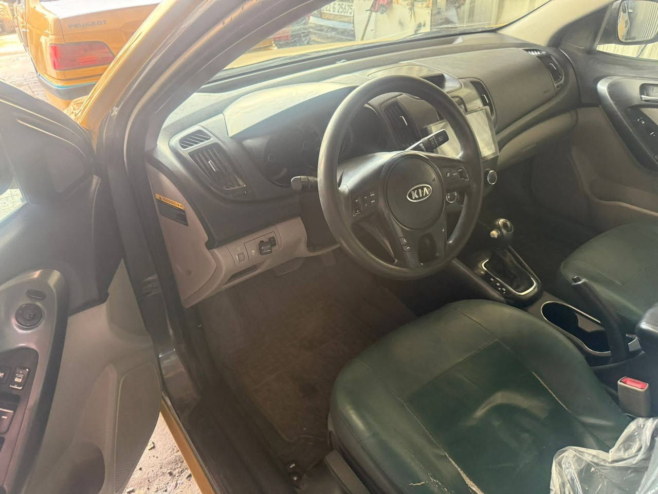 فورتي 13مقدمه 50ورقه سكنه بغداد فقط بدون كفيل وماستر معارض الحبيبيه ***********
