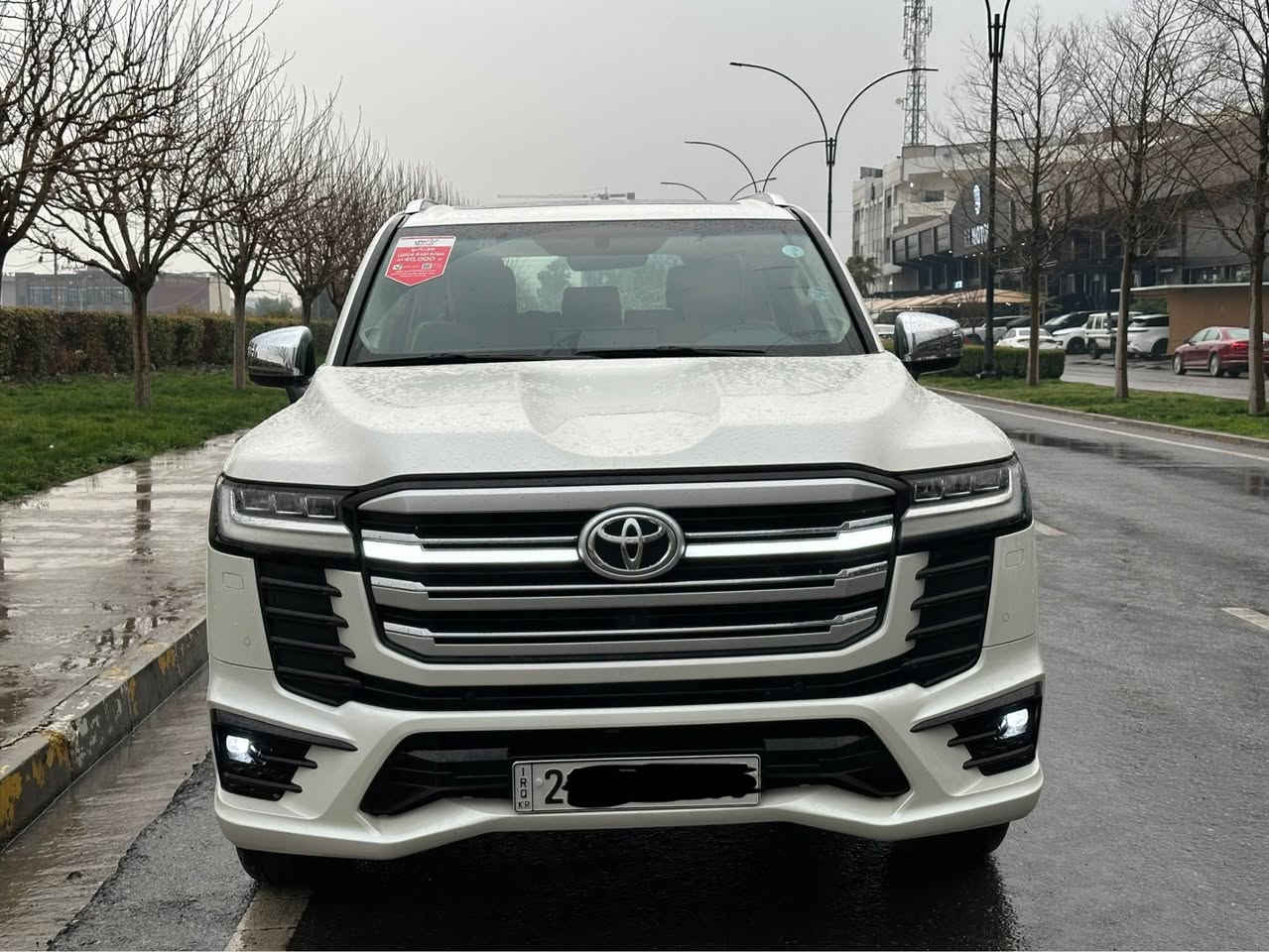 لەندگرۆزەر مۆديل ٢٠٢٣ موەسەفەت VX limited قه پات مواسه فات دەعامي لۆده عامي بەشەرت 40 هه زار كيلومه تر رويشيه
نرخ ٧٠٥$
*********** موبايل واتساب أربيل, العراق
