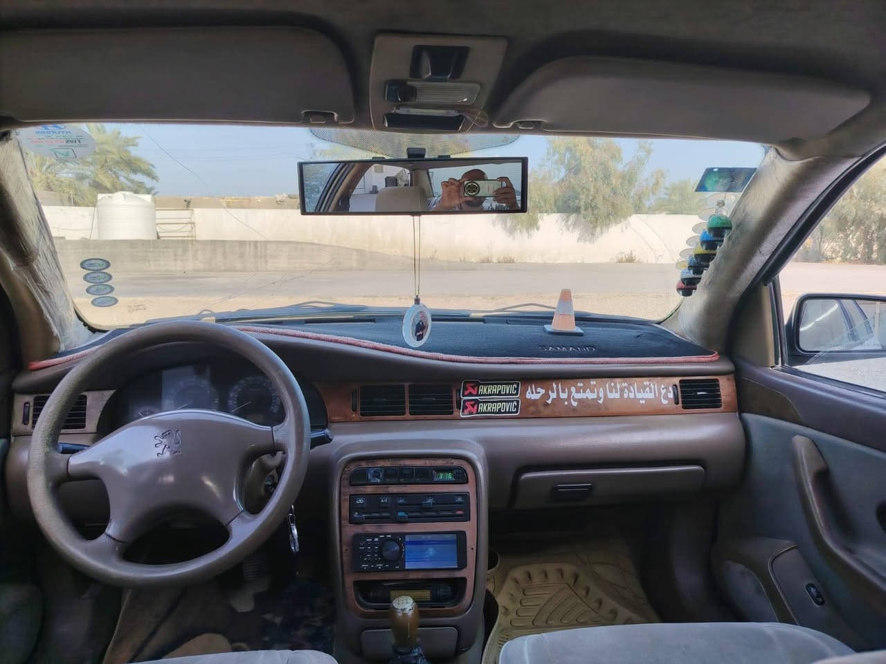 السلام عليكم
*سياره سمند 
*موديل ١٠
*رقم نجف   +مداور ثاني يوم 
*سياره جاهزه من كلشي منفوضه متصرف الف عليه 
*من كلشي كهربائيات كلها شغاله متعوب عليها سياره 
الملاحضات 
*حداديه نص عمر غيرها كلشي مابيها 
*مكفوله من الضربه 
*رشات صبغ كلش قليله بسببب الجراد 
*مكان السياره النجف الاشرف 
الاتصال على الرقم 
***********
السعر 37 وبيها مجال حك جيتك 
اعتذر عن الرد على الرسال الرقم بي واتساب او اتصل  وشكرا
