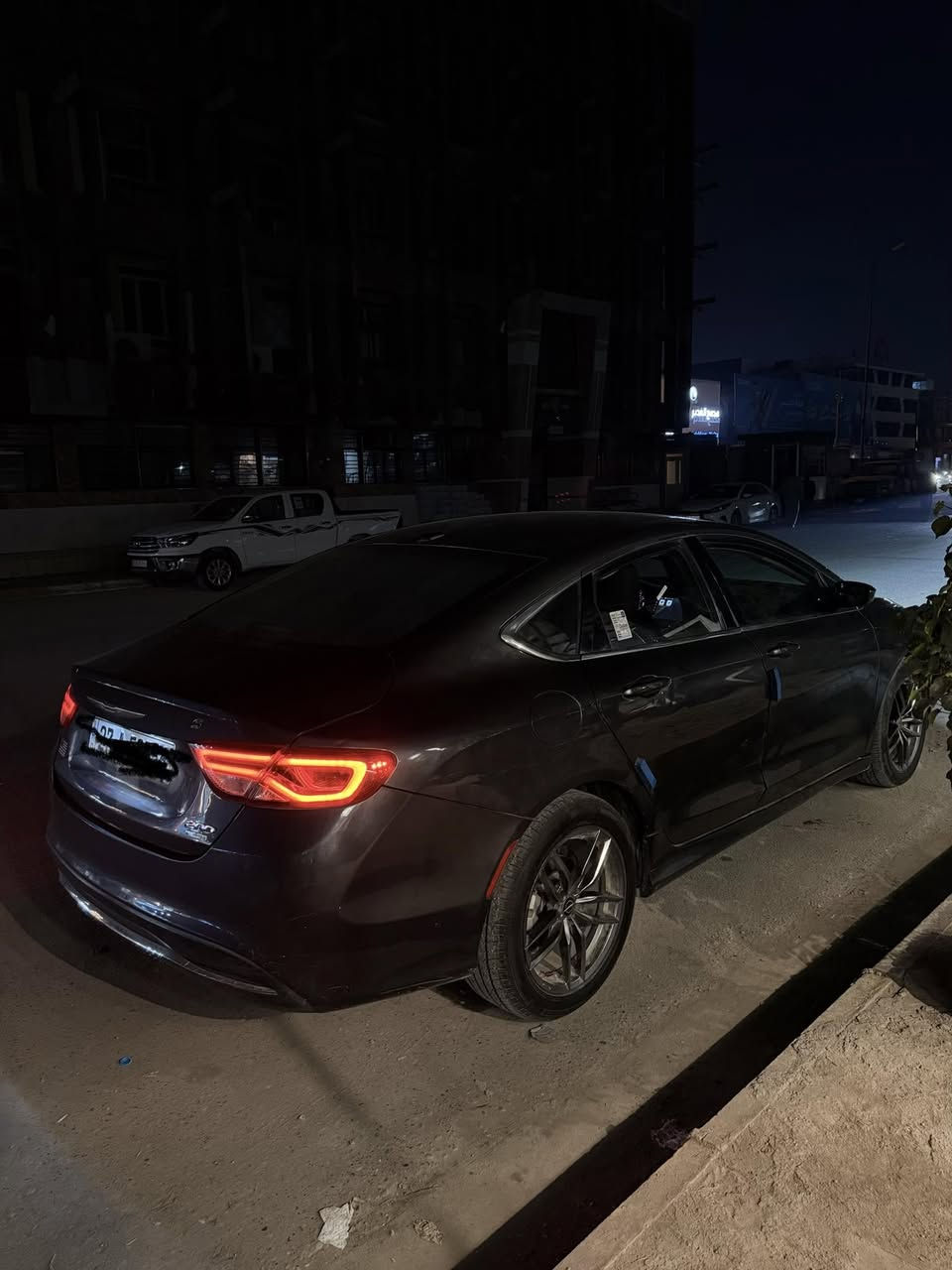 سلام عليكم 
       
كرايسلر سي.  c200 
               
موديل2015
ماشيه  220  km
محرك 4 سلندر 2400 
تخم تايرالجديد  صارلي شهر من شديته
السياره ضربتها جاملغ خلفي وباب 

 بأسمي رقم  دولي جديد
- مواصفات السيارة
- بصمة ابواب 
- بصمة جنطة
- كير ماوس 9 نمر
- شاشة كبيرة
- كامرة خلفية دوارة
- تحكم استيرن
- مانع انزلاق
- ويل 18 رياضي عنكبوت
- كشنات كهربائية
- تحكم مري 
- لد امامي ابيض 
- لايت عالي ناصي  منضومة كمله 
- هند بريك بصمة
- بلوتوث + حاكية
- مدخل AUX + USB
- تخم تاير  الجديد
-حساس اطارات
باتري جديد وبي ضمان سنه 
***********
السعر110 وبيه مجال مكاني سماوه
