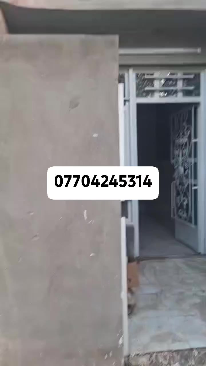 السلام عليكم بيت للبيع طابو صرف 60 متر غرفتين نوم صاله مطبخ صحيات الموقع الدورة الشهداء ابو دشير قرب مدرسة الفيالق بناء نضيف جدا 
***********
