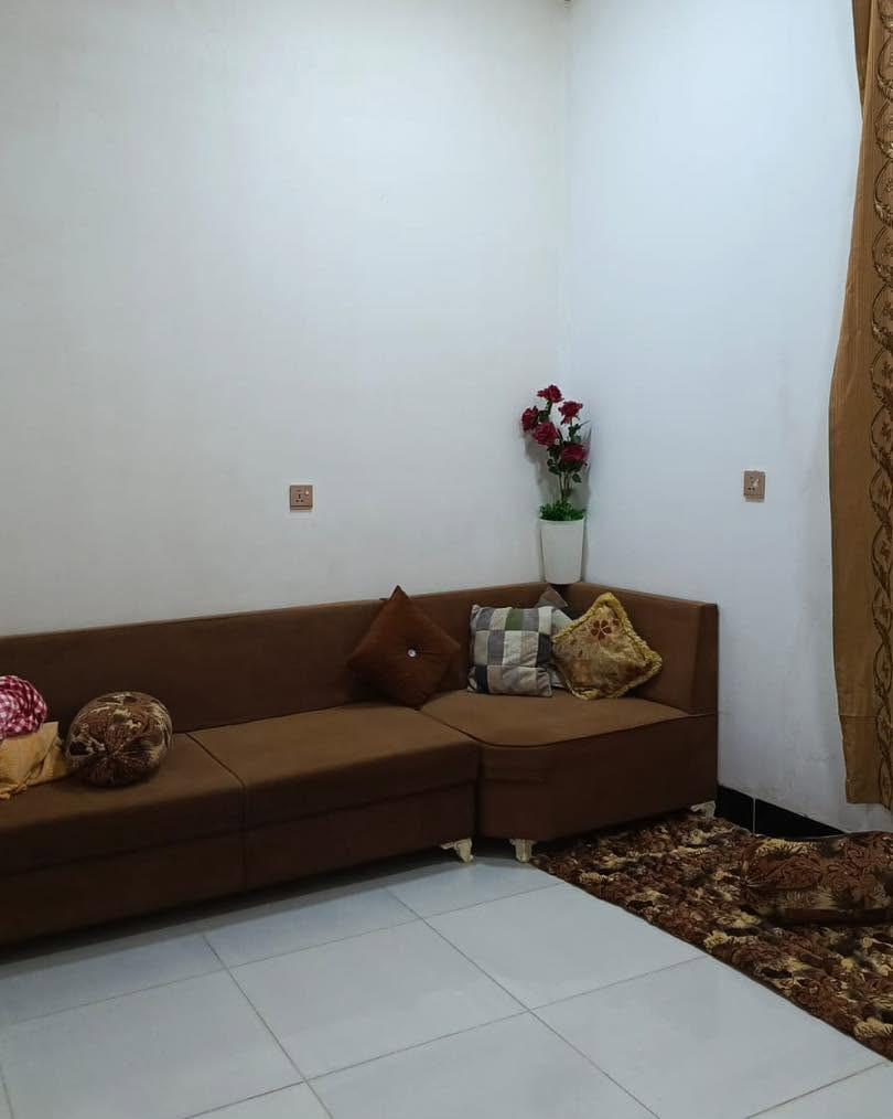 🏠 دار للبيع مساحةً 125 متر موقع 
حي النصر طابو صرف غرفتين نوم وصالة مطبخ حاره بارد
قاط ونص معلومات عن استفسار اتصال رقم الهاتف ***********
مكتب النورس العقارات نتعامل فقط طابو صرف 💱  #الموقع
