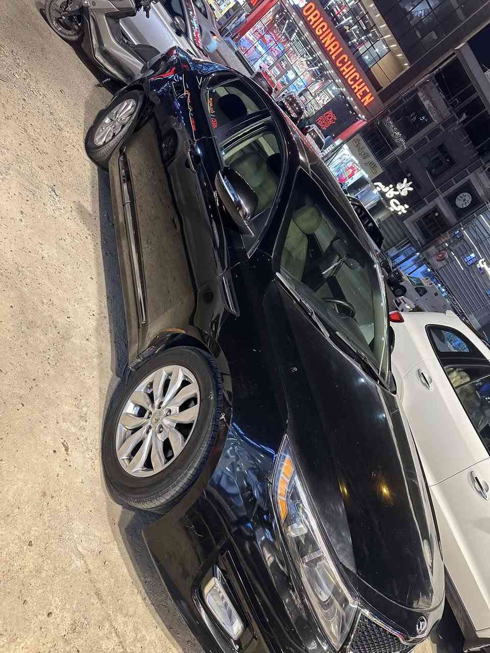 السلام عليكم
اوبتما موديل 2014 

السياره فول موصفات 

تحكمات 

بانورما 

كشنات جلد 

كشنات كهرباء 

بصمه 

رقم بغداد 

مكانه بغداد حي الجامعه 

السعر 105 او بيه مجال بسيط 

كلشي موضح كدامك بالسونار او الصور 

***********
