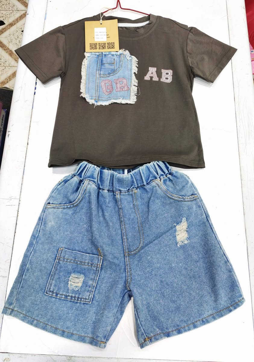 🎖 |   بيبي هاوس 1  |🎖
      ___________________________
أهلا وسهلا. 
   مجموعة ملابس  👚👕👖 ولادي 🧒👷💁‍♂️👖
  قياسات ٢ ⬅️⬅️  ١٢ سنة ✅
  متوفرة داخل بيبي هاوس ♦🤍
  خامة ممتازة قطن درجة أولى  💫
لموقع ديالى 🍊  _ قرية الزهيرات 🏙🛣 _ الشارع الرئيسي .


**إذا كنت صاحب هذا الإعلان وتريد حذفه لأي سبب، رجاءا أرسل رسالة إلى الدعم الفني**