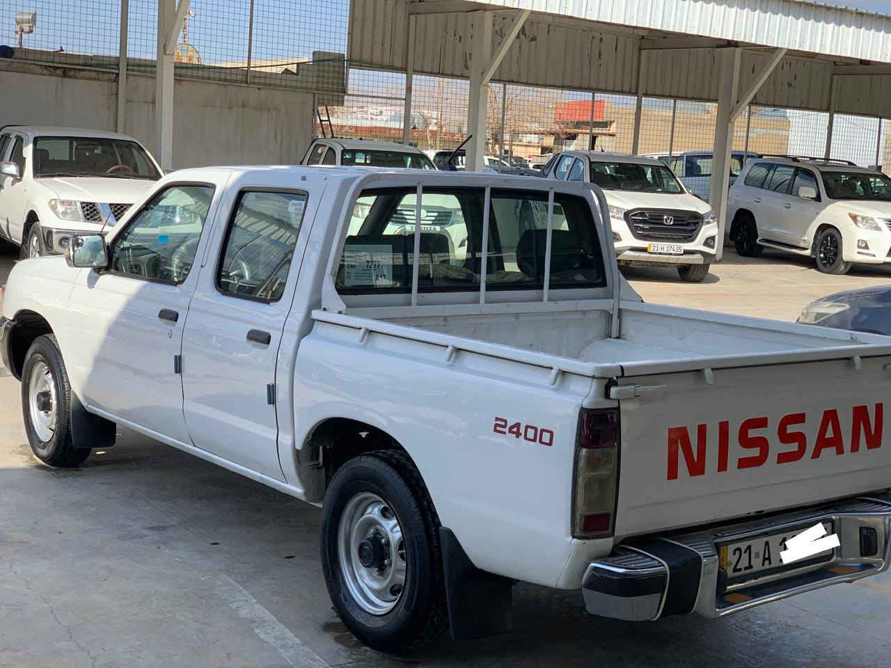 نیسان پیکاب مۆدێل 2001 سەنەوی تازەیە تا 2028  گێڕ و مەکینە بەشەرت دوو پەڵە بچووک بۆیاخی هەیە
شوێن سلێمانی 
ژمارەی مۆبایل
*********** السليمانية, العراق
