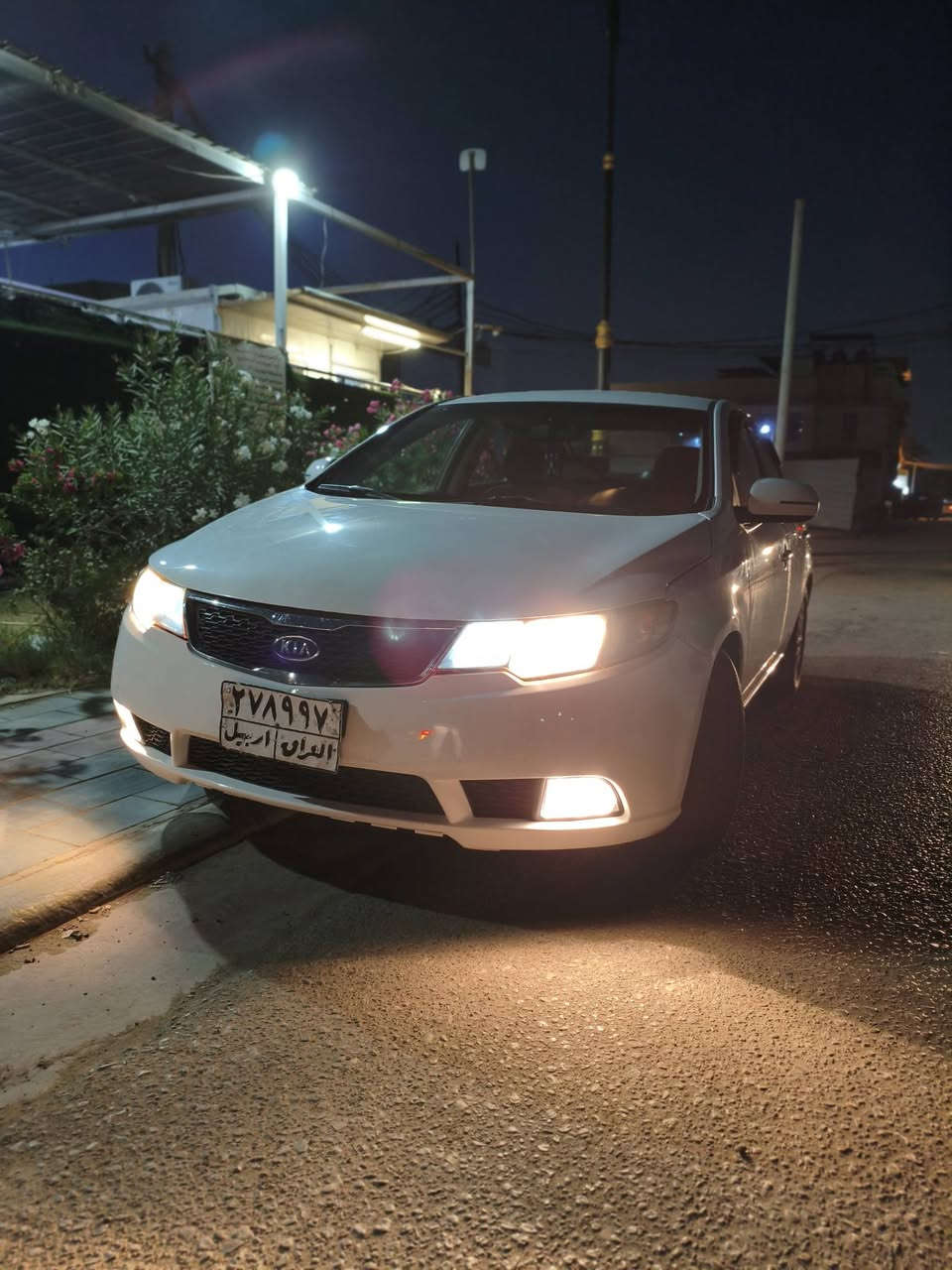 سيراتو ٢٠١٣ خليجي
٩٥ مع مجال بسيط

نص مواصفات 
حساس خلفي
مري شفط 
شفتات ستيرن 
يدات نيكل داخل وخارج 
اربعه دسك 

تخم تاير جديد
حداديه جديد
باتري جديد 
مكينة وكير كفالة 

الضرر 
الجمالغ الأمامي الأيمن مبدل بلادي نفس اللون 
وشويه فوك الجاملع بالبنيد 
وطخة ثانيه بالبنيد موضحه بالصور  وعلى كدها صبغ
القطعتين بدون دواخل 
شاصي ولغد مامتضرر 

مكاني كربلاء 

***********
***********
