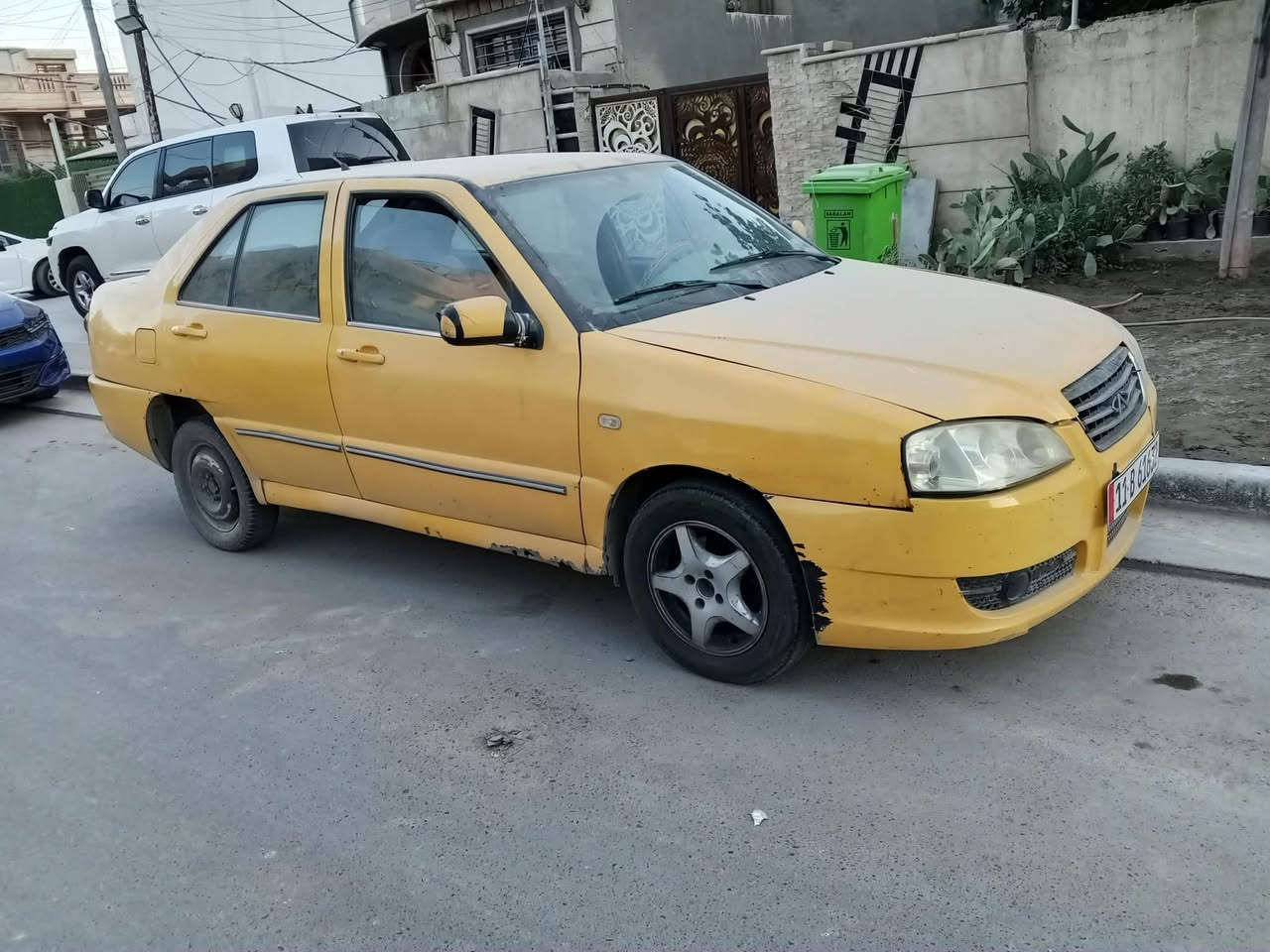 السلام عليكم شيري كوين موديل 10 سياره باسمي بيها ماكينه كورولا بس الماكينه كايمه  والباقي كله شغال سعر 26 مكان جسر ديالى ***********
