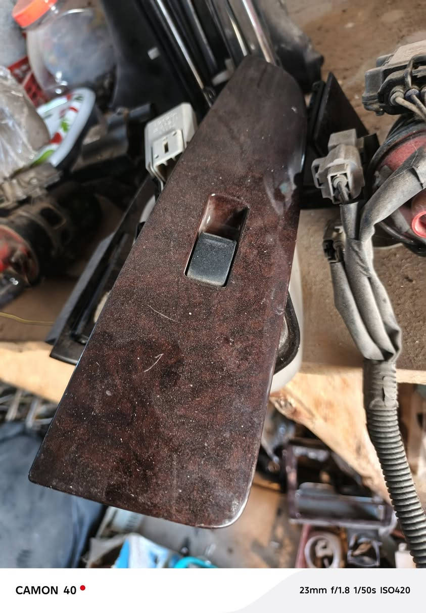 غراض راس الثور فلات شرط حاويه السعر مناسب العنوان ميسان كميت توصيل جميع المحافظات ***********/***********
