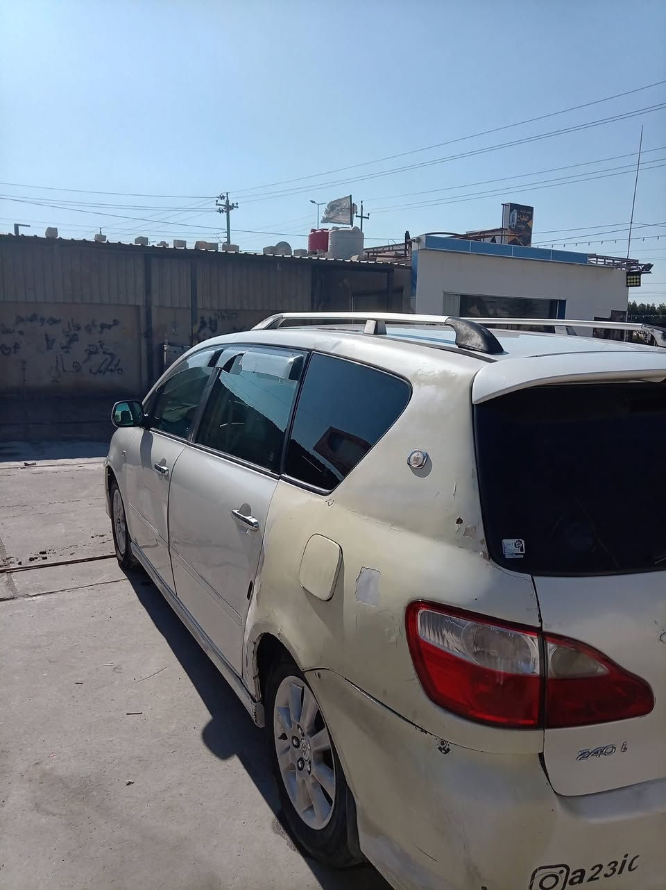 السلام عليكم. ابصم 2004 اصل سياره ما معلايه حداديه جديده تخم تاير جديد مكينه ومير جدد تبريد شغال السياره بأسمي رقم بصره  مكانها بصره سفوان 
للاستفسار السعر
 ***********
