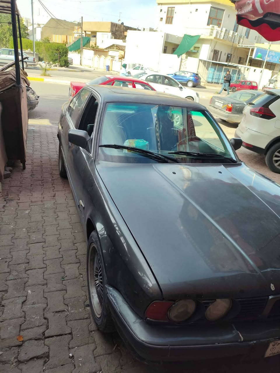 سلام عليكم شباب سياره بي ام ٥٢٥ محرك فل المحرك جديد لوك يعني تخيل صوت ماكو من مشتغله سياره بدون ضربه خلاص مال جناي كلشي جديد بيها صدر امامي خلفي دبلات كهربائيات شلع شغاله حتى الضبابي شغال تبريد شغال مابيها نقص خلاص سياره نايمه بدون خياسات مسوي ادامه كامله عليها رقم رقم بغداد قديم سنويه ضايعه وبيها فقدان كامل وماندل راعيها ابيع كوم حديد بس السياره كلها شغال  يعني سياره مال جناي مكاني كركوك السعر ٢٨ مراوس هم يرهم 
***********
