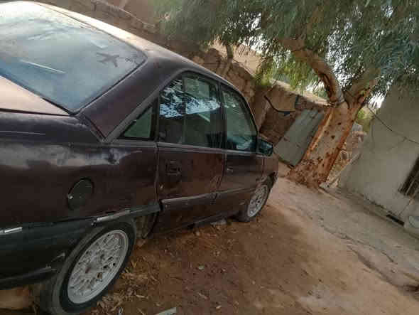 سلام عليكم سياره للبيع وبل وميكا ابيع طافيه  السعر 7وبيه مجال هذا الرقم***********
