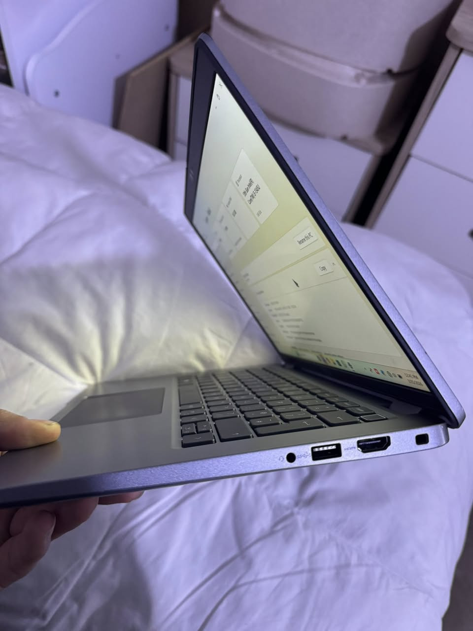 لابتوب dell 
Core i5 
Gen 13 
Ram 16 
Hard 256 ssd 
حجم 14 
سعرا 500 الف قفل مابي مجال


**إذا كنت صاحب هذا الإعلان وتريد حذفه لأي سبب، رجاءا أرسل رسالة إلى الدعم الفني**