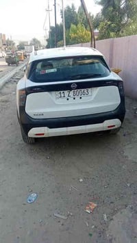 سيارة نيسان كيكس موديل 2025 سيارة ماشية 450 كيلو مكفولة كفالة عامة ربع...