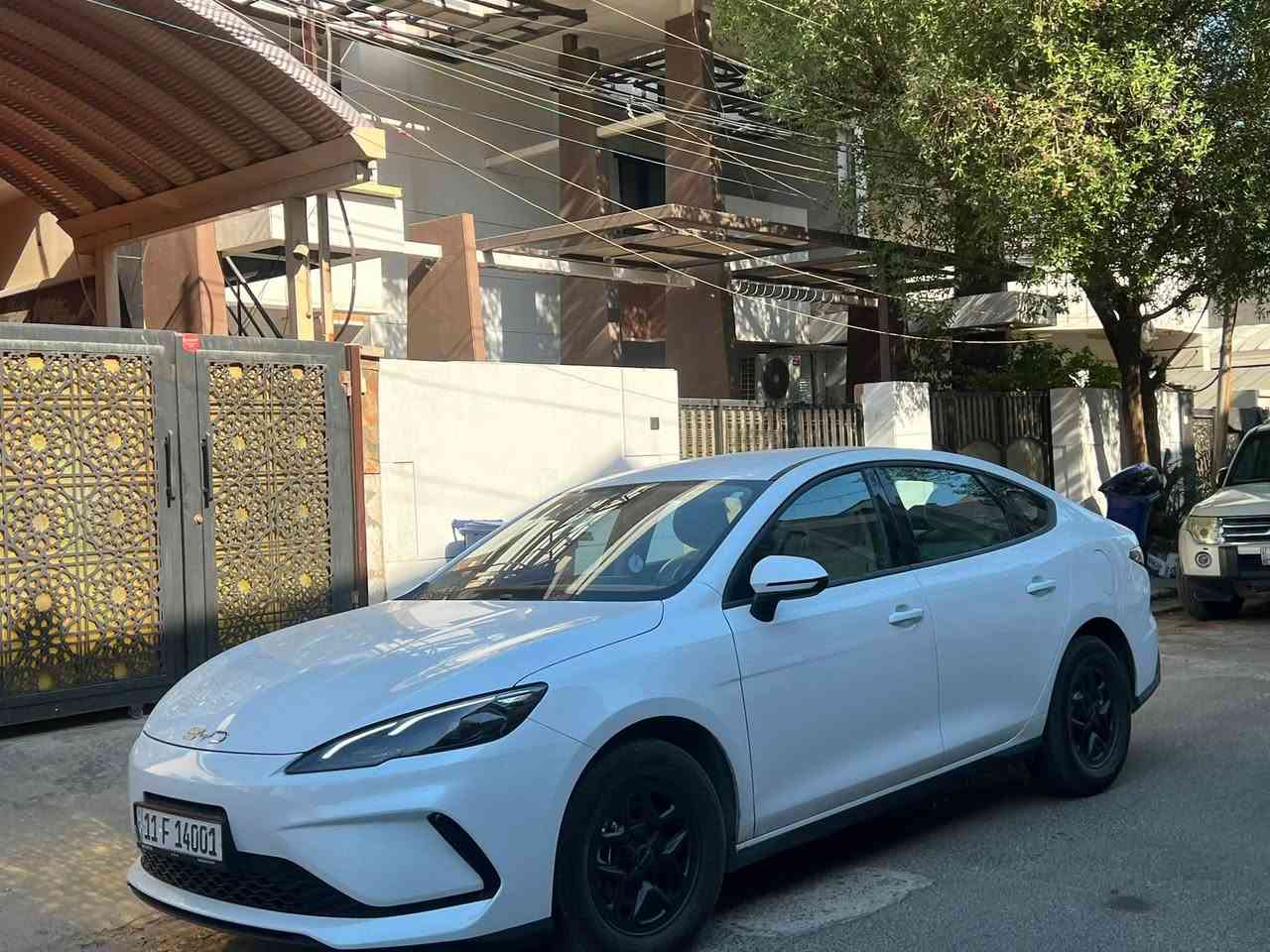 السلام عليكم سيل 5 2025 ماشيه 6000 الكلي بيها رصعه بالباب و شخوط بالدعاميه واضحه بالصور 18700 وبيها مجال بسيط حي الجهاد 
***********
