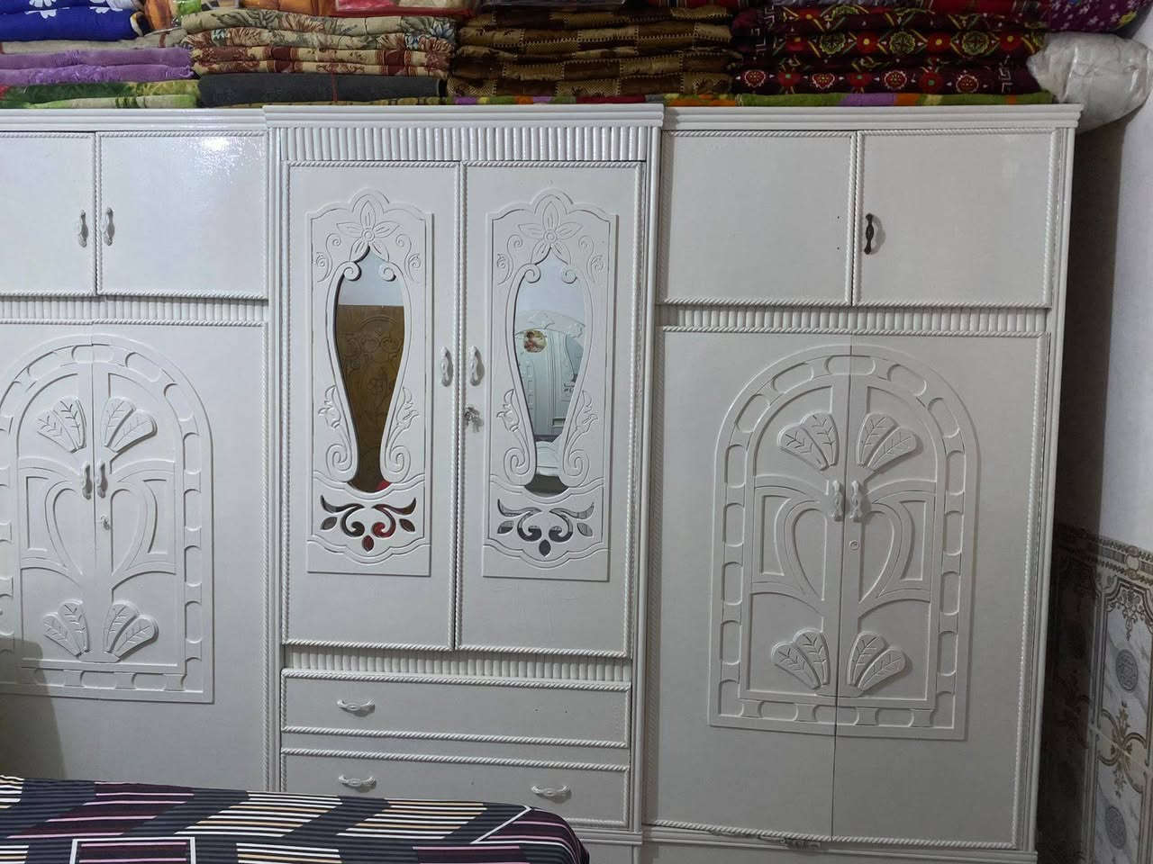 صبغ اخشاب بالاصباغ الحراريه
صبغ لاخشاب الجديد والمستعمل وتصليح الضرر
*********** زين العابدين الصباغ
