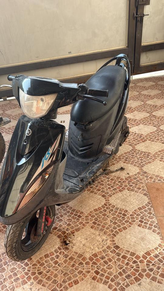 سلام عليكم دراجه ماكس عدله للبيع الدراجه نضيفه بس بيه دخان ابيع كايمه بس ما مفتوحه علشرط الدراجه مال حاويه مأخذه علا أيدي الشراي يتصل ***********
