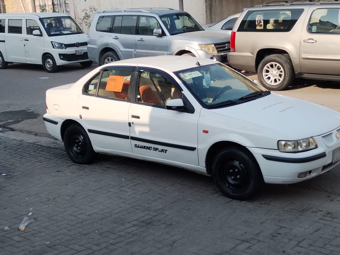 سمند ٢٠١١ كفاله عامه لاضربه ولاتبديل ولاصبغ ماعد الهلالات الخلفيه مصبوغات مكينه كير تبريد كله مكفول حداده جديده مشط جديد بيها شخط بالباب مكحل السياره جاهزه من كلشي رقم بصره سنويه ٢٨ السعر ٣٨ للاستفسار ***********
