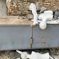 ميز حديد مال خزن جديد شغله  هذا رقمي ٠٧٧٢٧٢٣٣٨٧٣ سعر ٢٠٠ الف اثنيهم