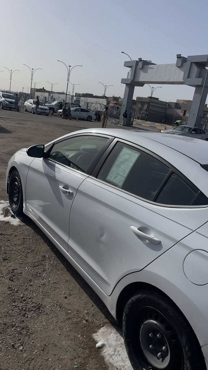 انتره 2020 وارد امريكي 
معوقين 
فول مواصفات 
بصمه
  تنته
 شاشه
 كامره 
رادار جانبي بالمري
ورادار امامي 
تحكم ستين جهتين
لايت ابو 3عدسات
لاصطابات تختاف عن بقيه 
مناقصها اي شي
وتاريات تخم جدد
دواخل جلد
كشنات تدفئه
محرك 2000 دوش
رقم بغداد معوقين 
جاملغ امامي وبنيد بدون دواخل اريباك برده فقط
السعر 130 وبيه مجال 
مكان بصره
لرقم***********
