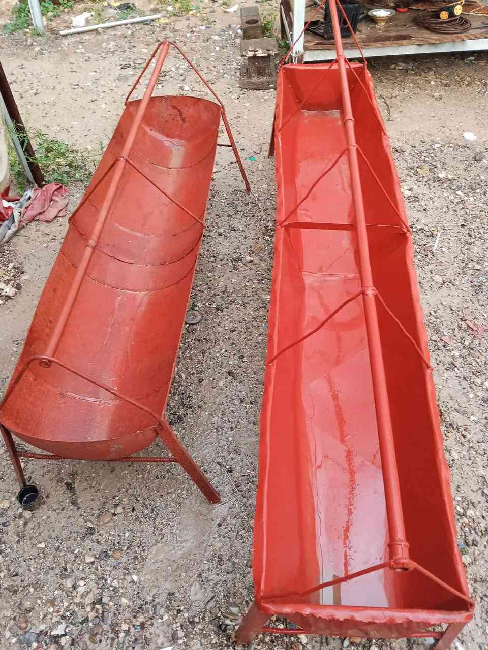 بسم الله..
اشتغل جوابي علف وماء وعلافات باسعار مناسبة 
جابية متر ونص ب٢٠ ألف
جابية مترين ب٢٥ ألف
جابية ٣امتار ب٤٥الف
جابية ٤امتار ب٦٠الف
واشتغل جوابي ذات حوضين حوض للعلف وحوض للحشيش
وجوابي مقسمة بشيش لمنع دخول الماعز داخل الجابية 
حسب الطلب اشتغل كميات شغل درجة اولى بليت تانكي 
ملم ونص ومليمين،مكاني سد حديثة للتواصل خاص 
***********
